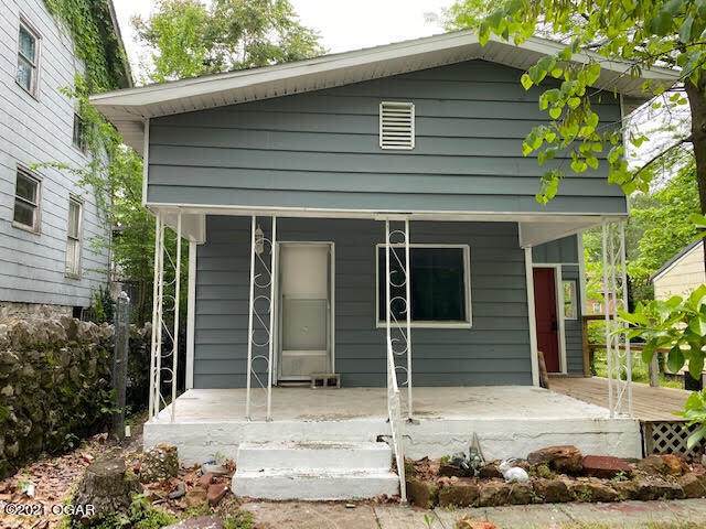 112 Jackson Avenue - Photo 1