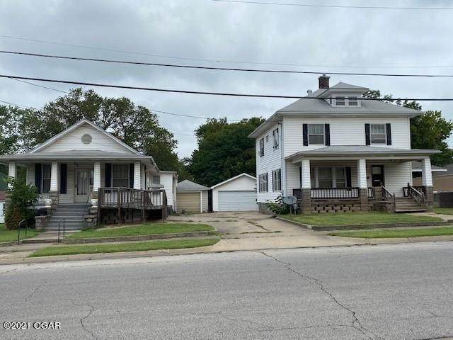 320 & 326 Walnut Street - Photo 1