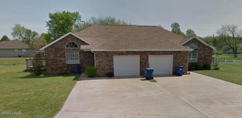 221 Briarbrook Lane - Photo 1