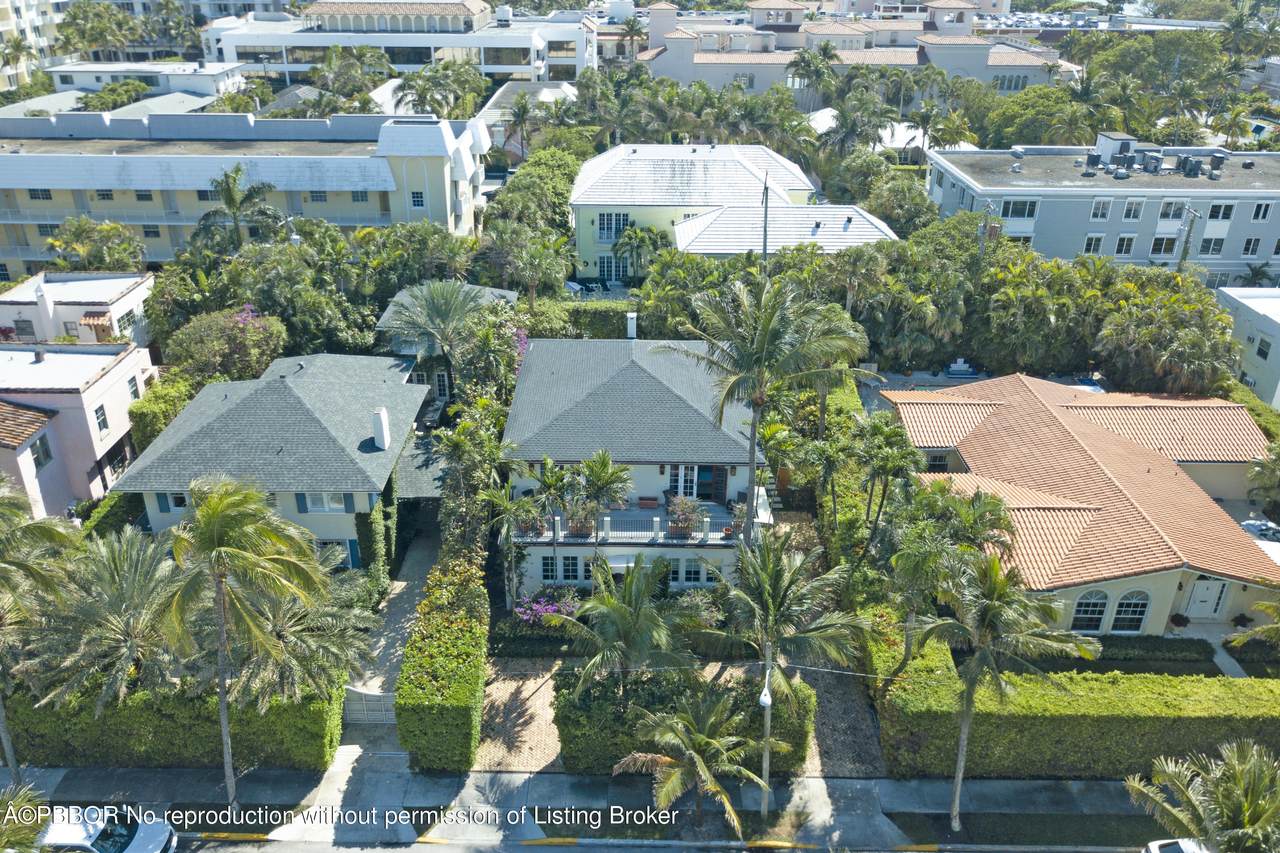 136 Chilean Avenue - Photo 1