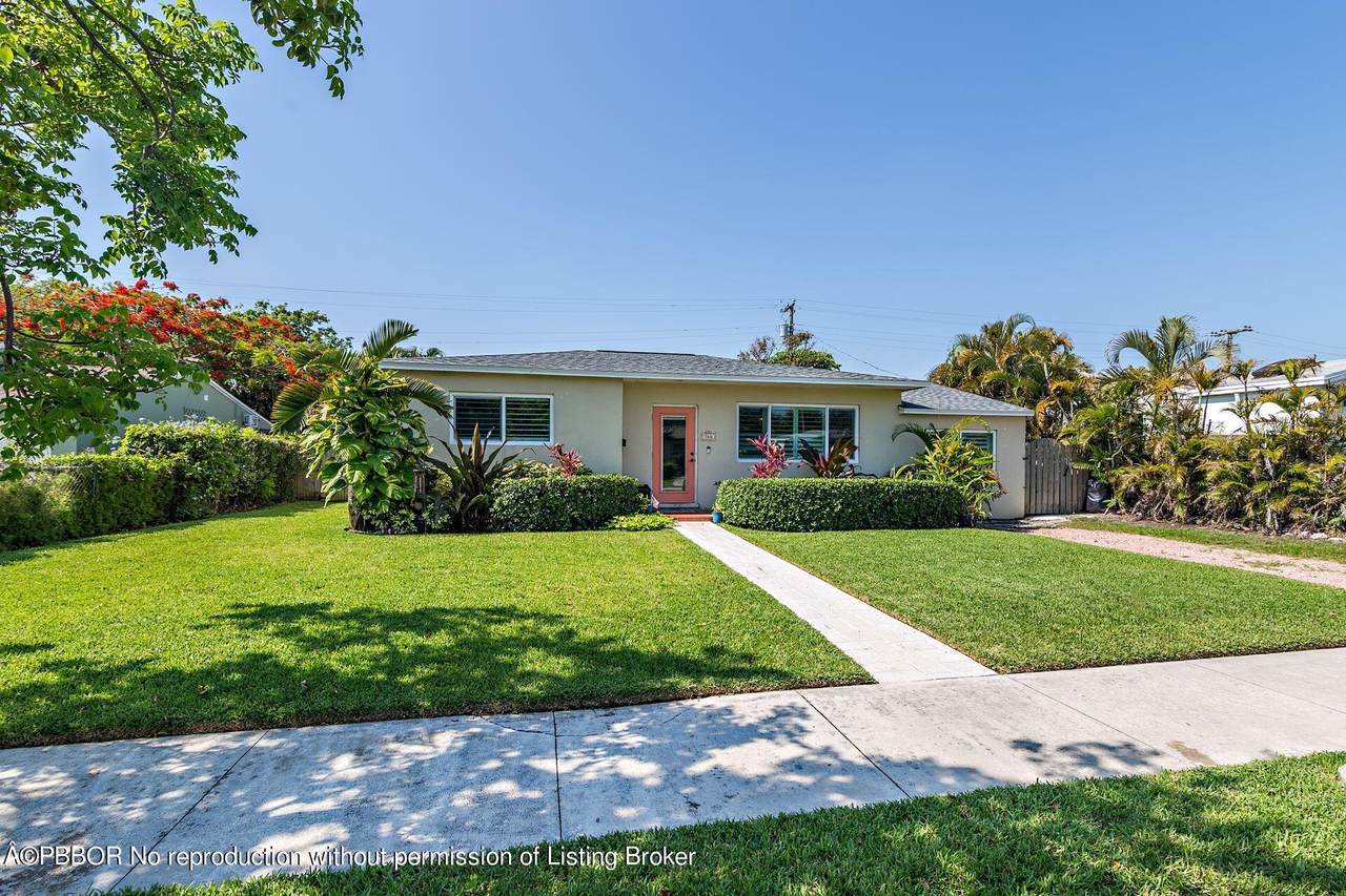 366 Maddock Street - Photo 1
