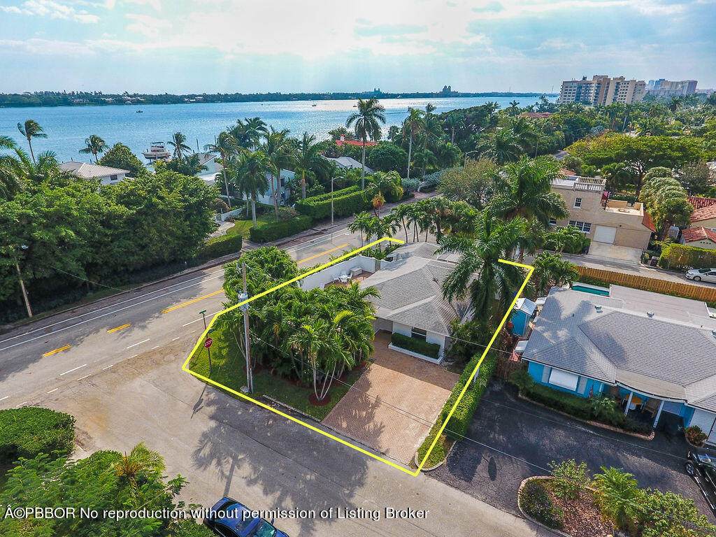 202 32nd Street - Photo 1