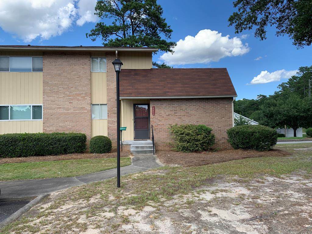2259 Hillcrest 6-A - Photo 1