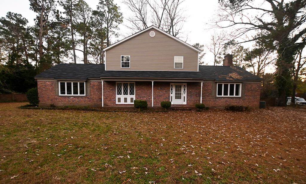 1665 Spring Valley Cir - Photo 1