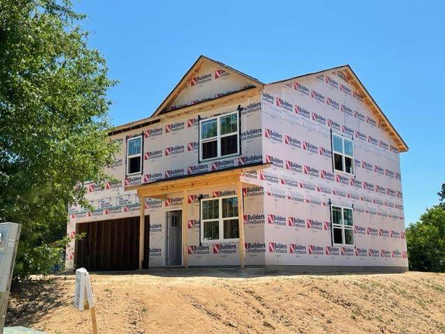 136 Young Town Circle - Photo 1