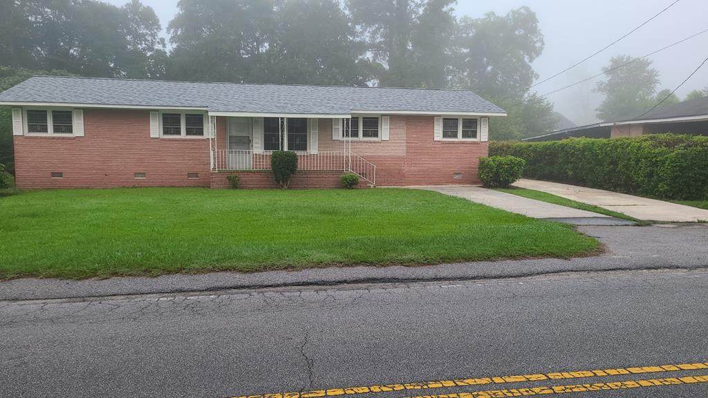 537 Kings Rd - Photo 1