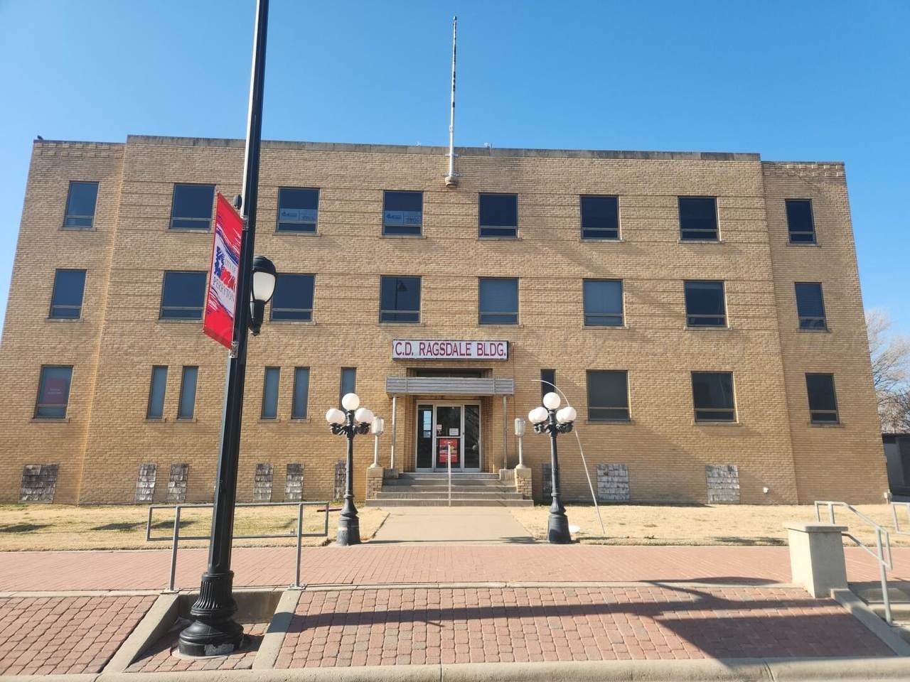 514 Main St - Photo 1