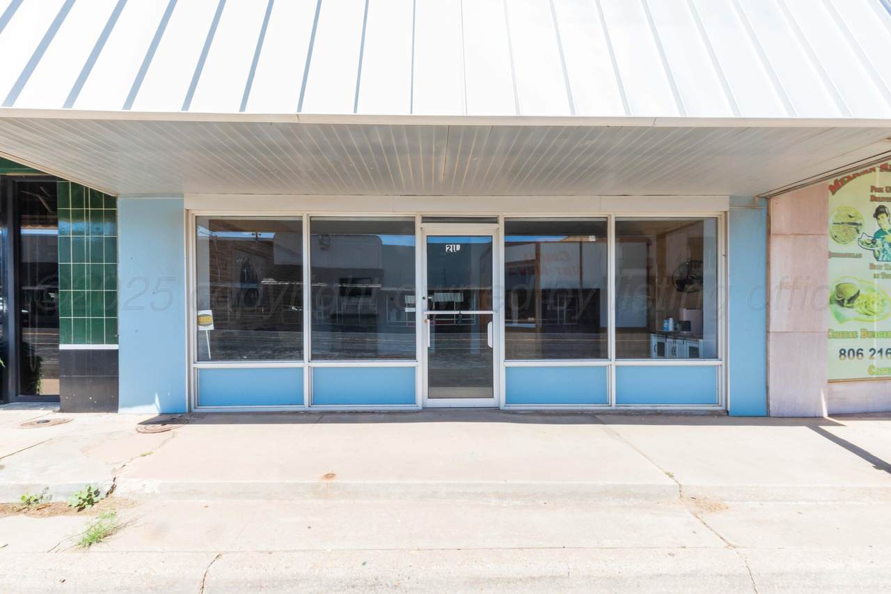 211 Main St - Photo 1