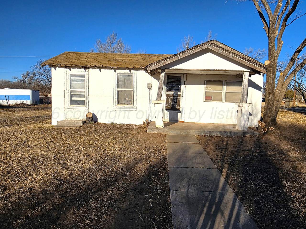 919 Main St - Photo 1