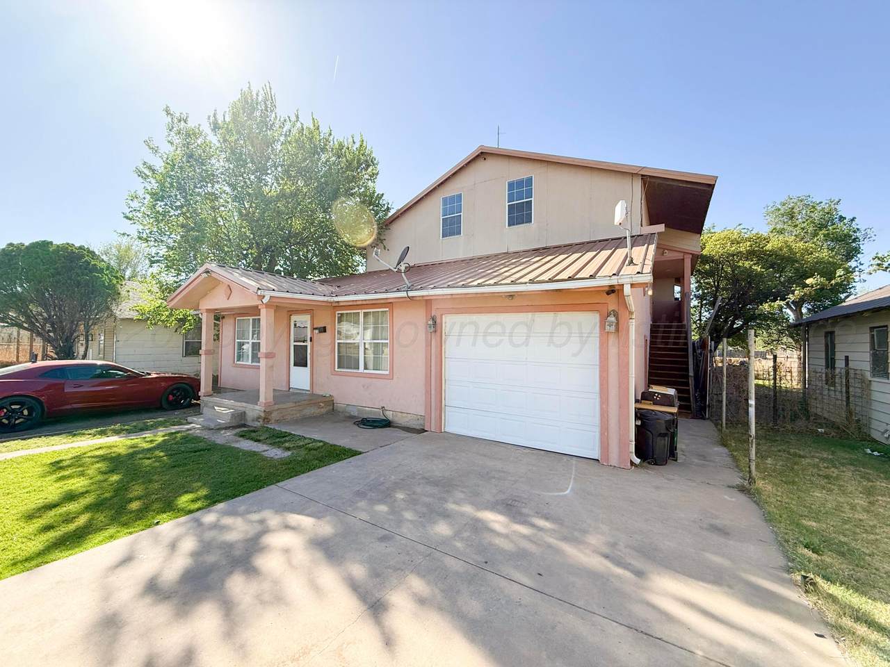 1215 Francis Ave - Photo 1