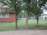 303 Frost St - Photo 3