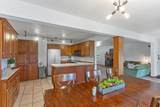 2106 Mary-Ellen St - Photo 15