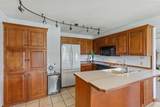 2106 Mary-Ellen St - Photo 17