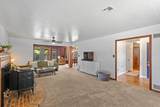 2106 Mary-Ellen St - Photo 5