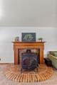 2106 Mary-Ellen St - Photo 7