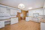 2215 Beech Ln - Photo 3