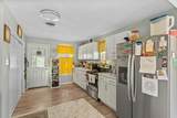 605 Wells St - Photo 6