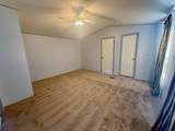 1141 Perry St - Photo 13