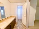 1141 Perry St - Photo 18
