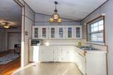 407 Powell St - Photo 10