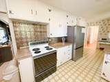 2112 Mary-Ellen St - Photo 23