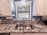 2121 Banks St - Photo 25