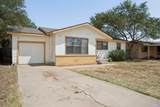 1830 Nelson St - Photo 3