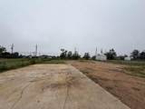 832 Cuyler St - Photo 3