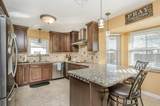 2604 Comanche Trl - Photo 11