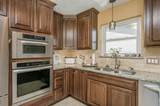 2604 Comanche Trl - Photo 12
