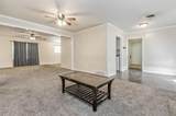 1704 Holly Ln - Photo 5