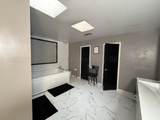 2239 Lynn St - Photo 36