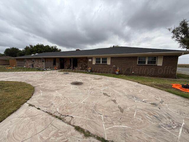 2239 Lynn St - Photo 1