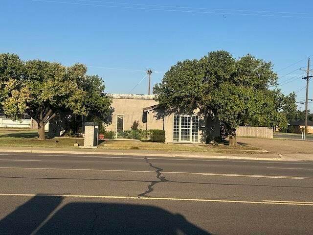 1835 Hobart St - Photo 1