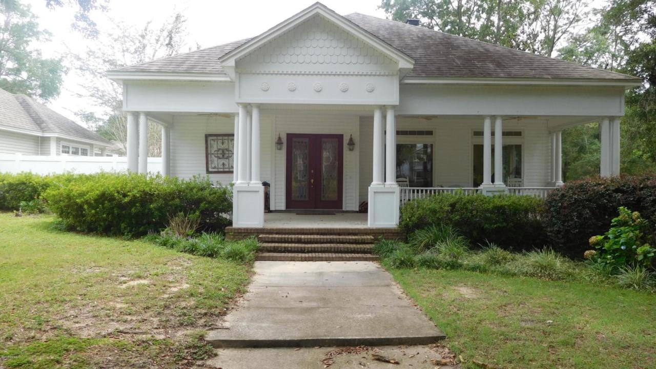 4001 Riverside Drive - Photo 1