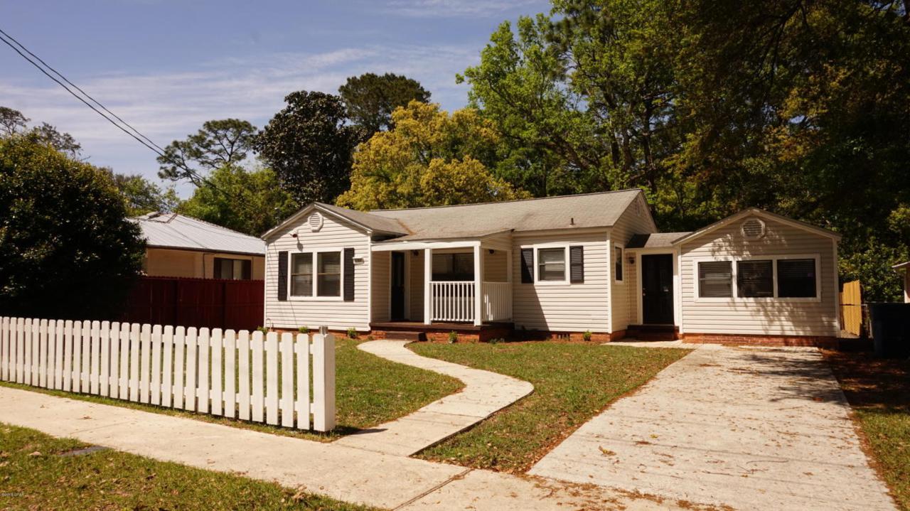 1204 6TH Street - Photo 1