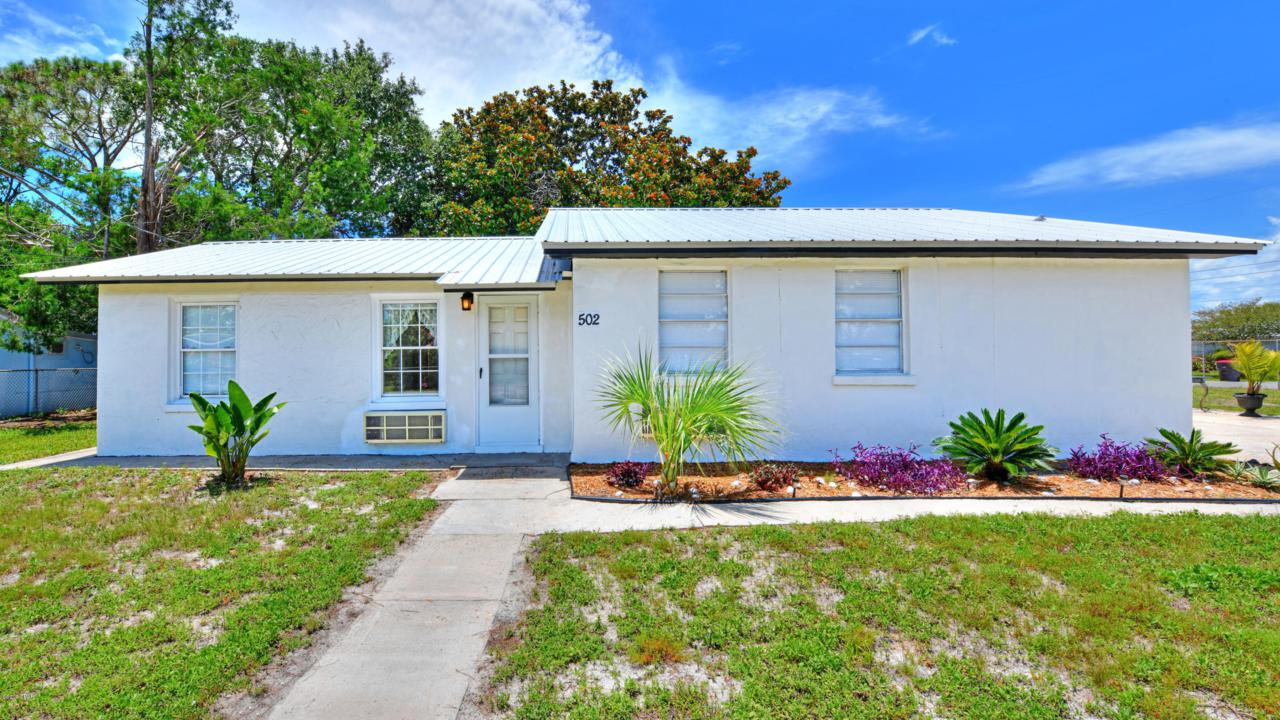 502 Evergreen Street - Photo 1