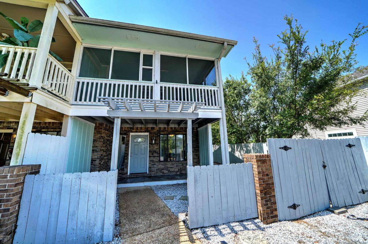 7231 Lagoon Drive - Photo 1