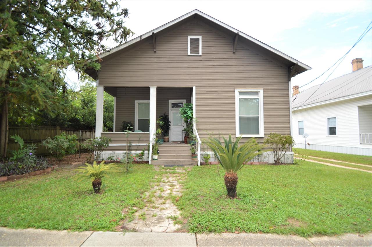 704 Main Street - Photo 1