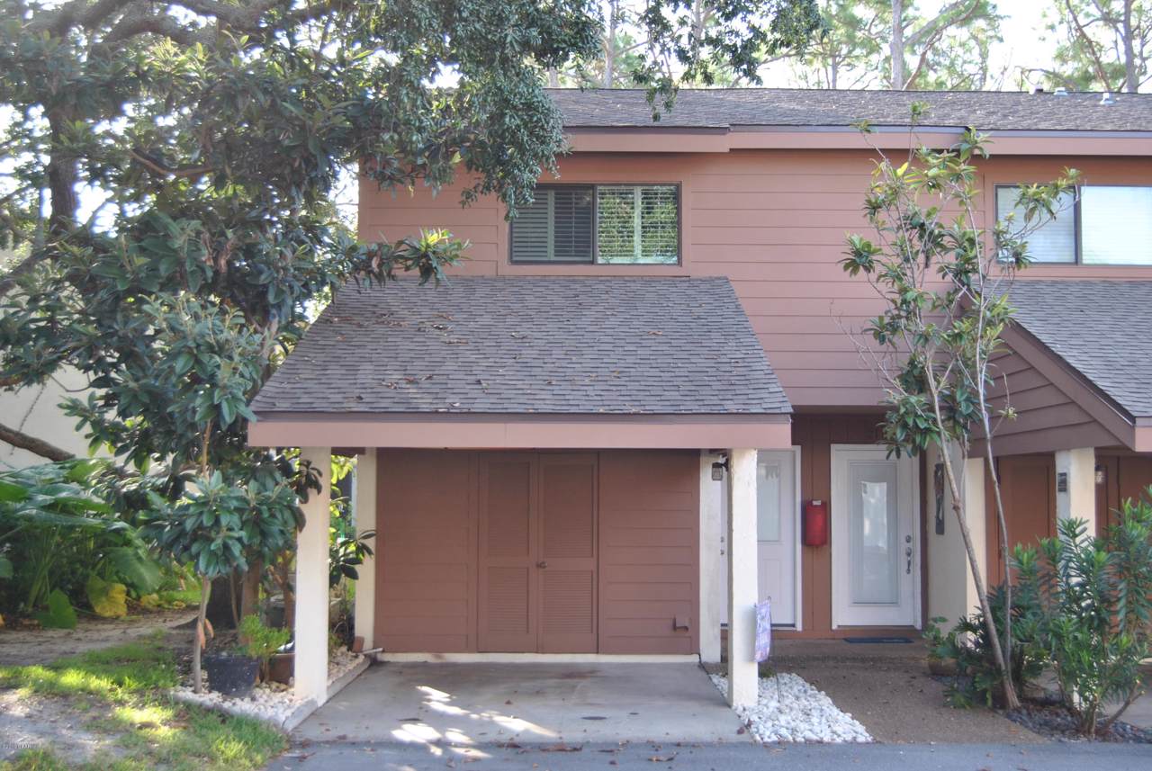 6901 Lagoon Drive - Photo 1