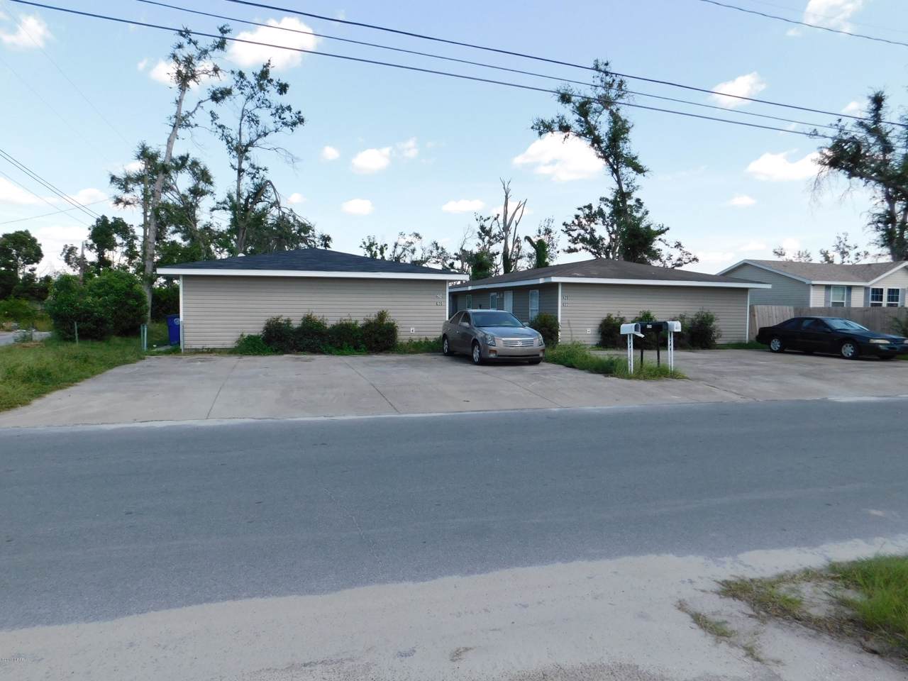 620 College Avenue - Photo 1