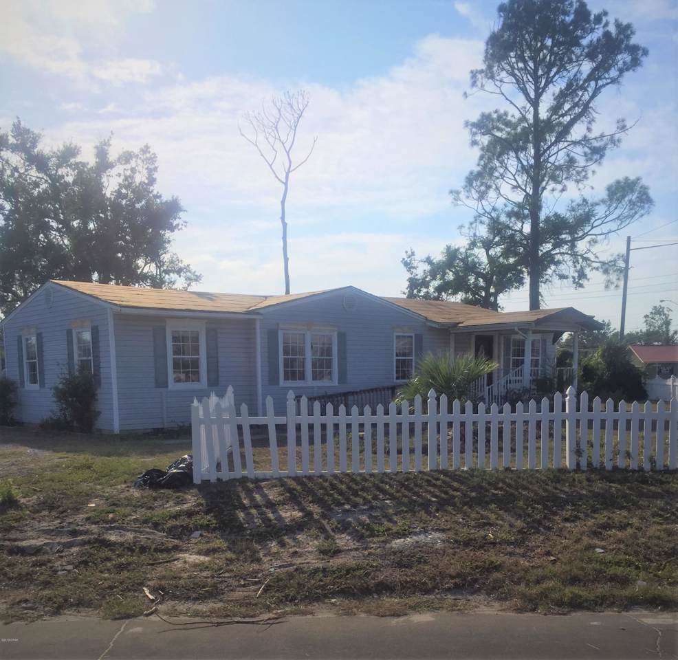 2401 15th Street - Photo 1