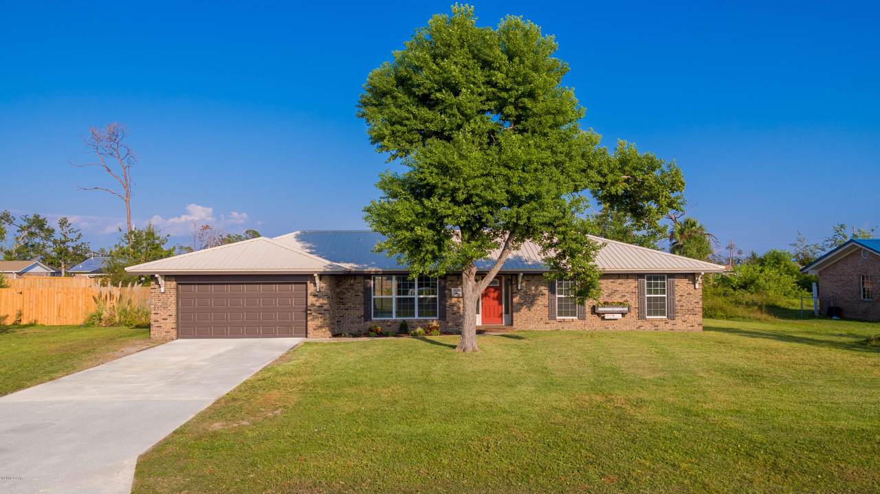 829 Buddy Drive - Photo 1