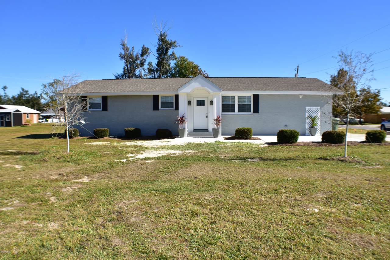 215 Carolina Avenue - Photo 1