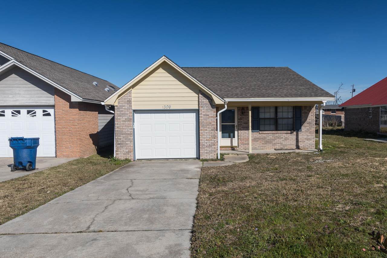 1320 Stephen Drive - Photo 1
