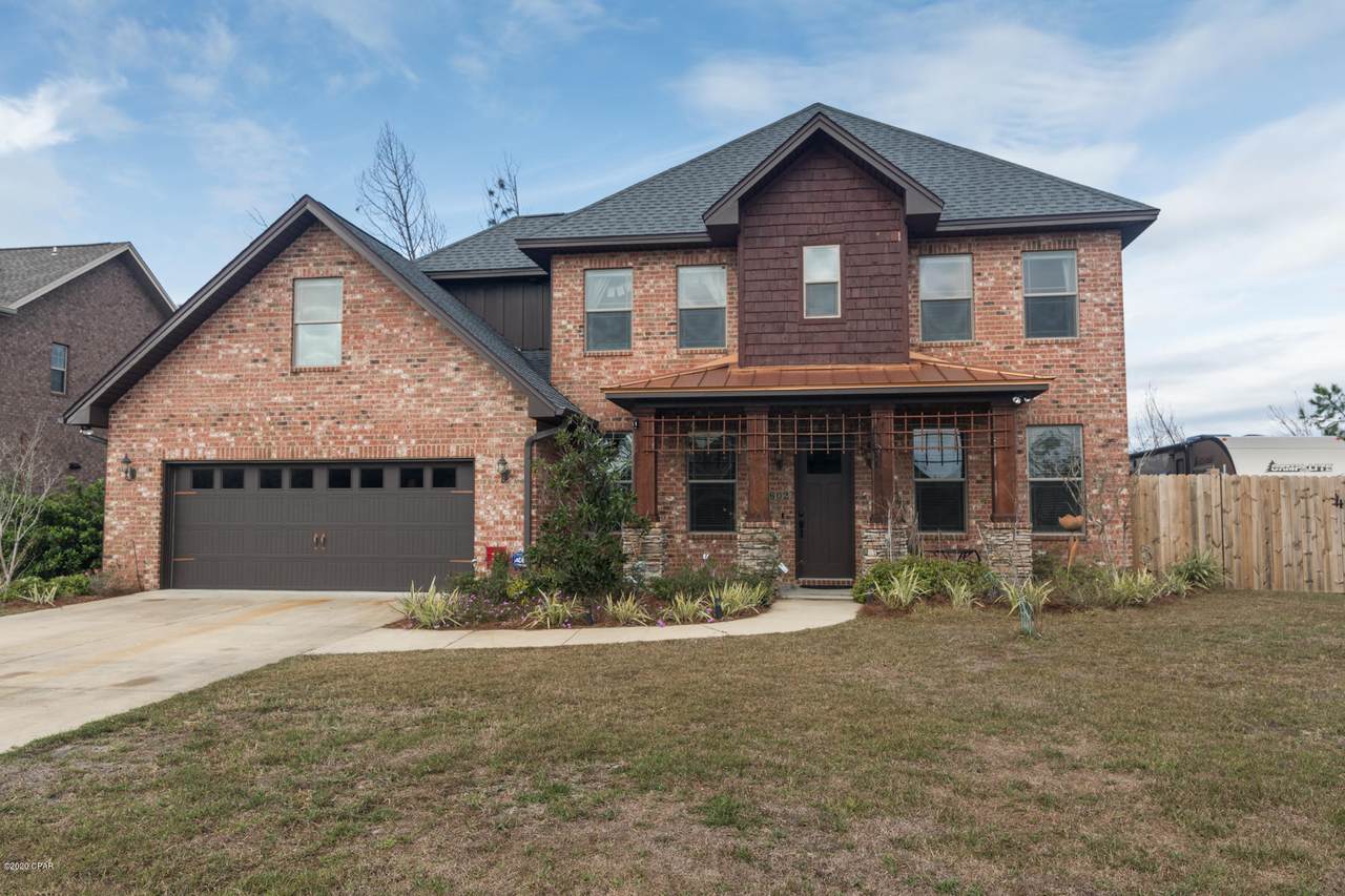 602 Shady Oaks Lane - Photo 1