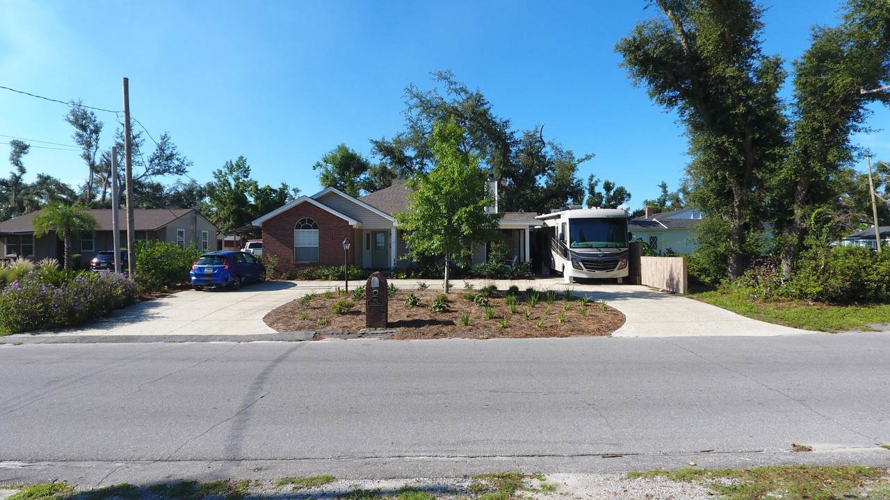 1702 Tyndall Drive - Photo 1