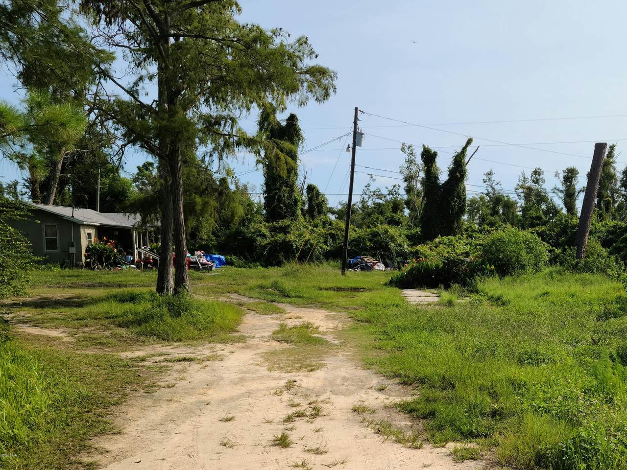912 Avery Street - Photo 1