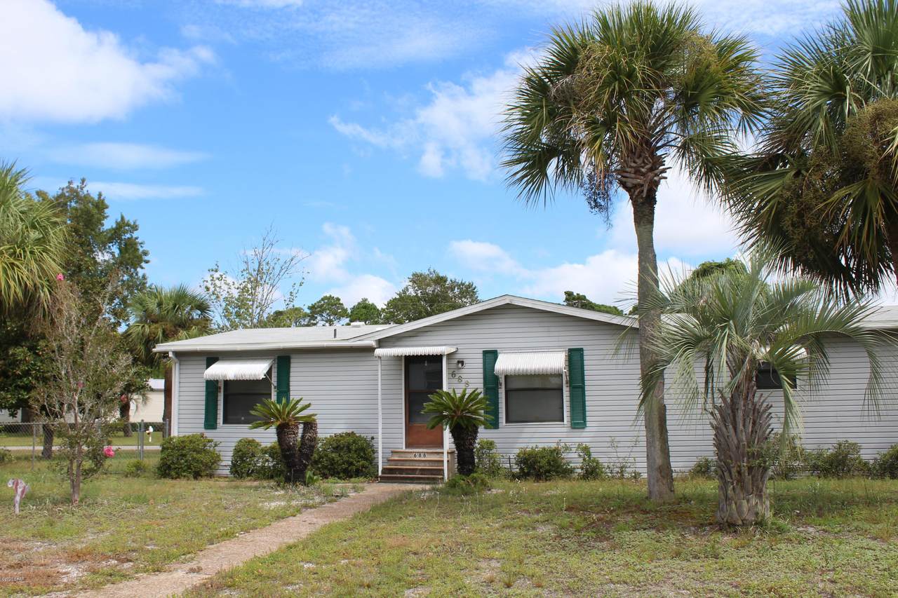 688 Malaga Place - Photo 1