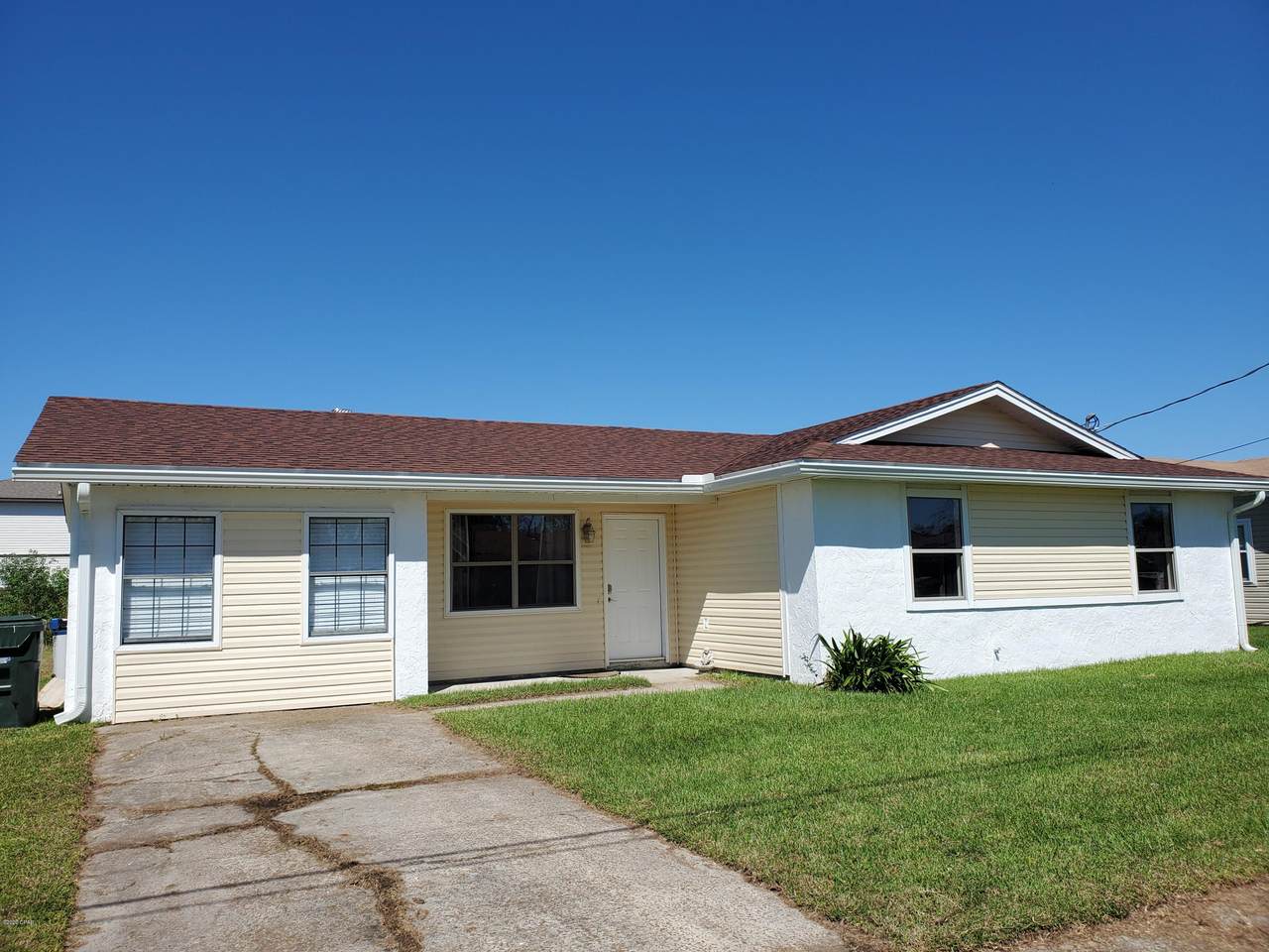606 Pine Forest Drive - Photo 1
